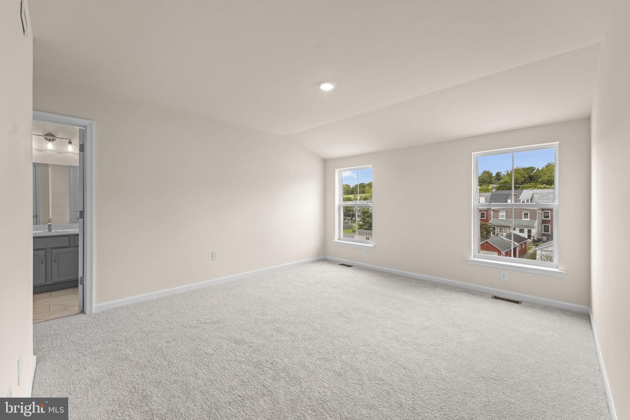 PERRY MILL - Residential