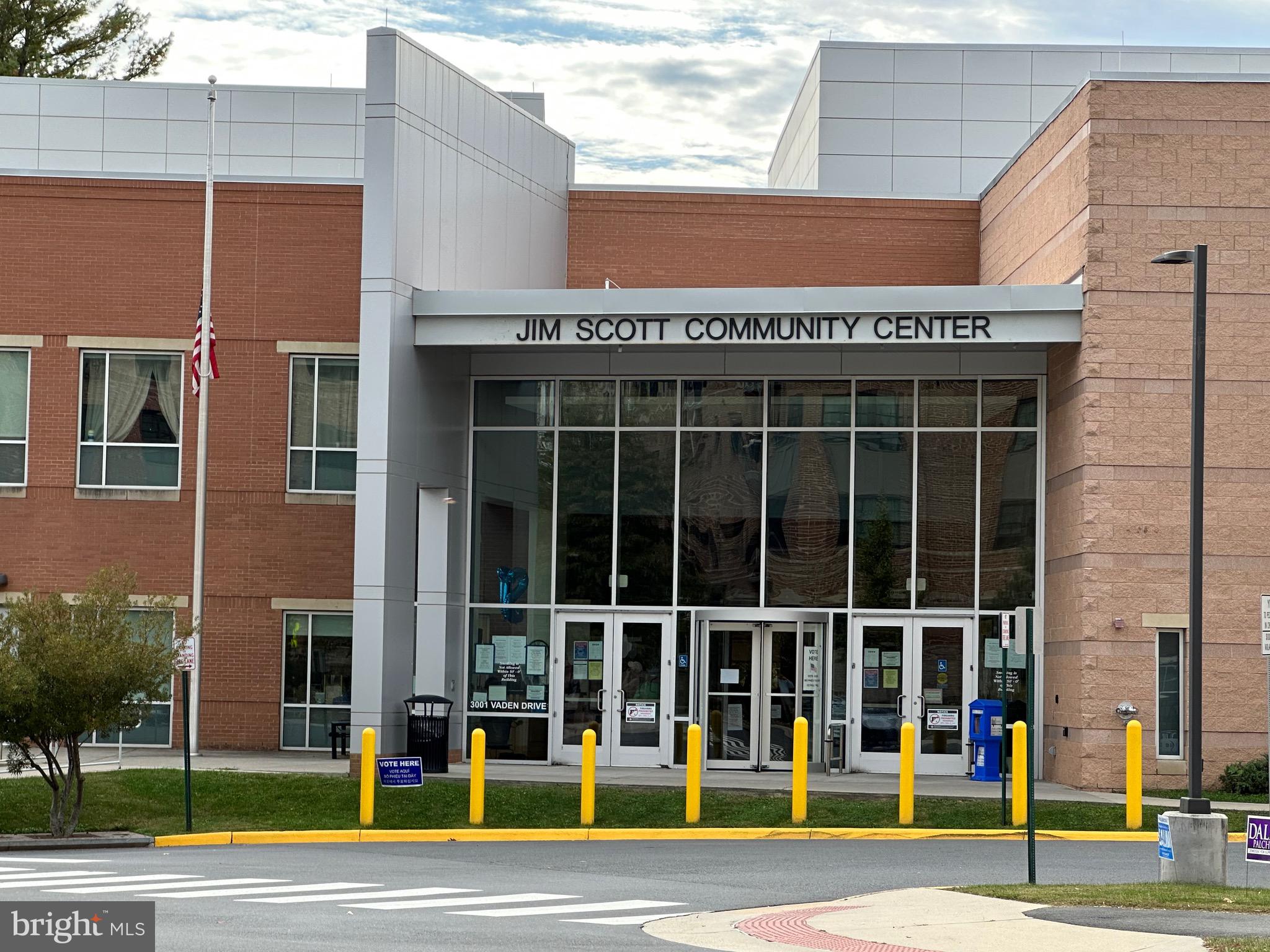 LOFTS AT METROWEST - Residential Lease