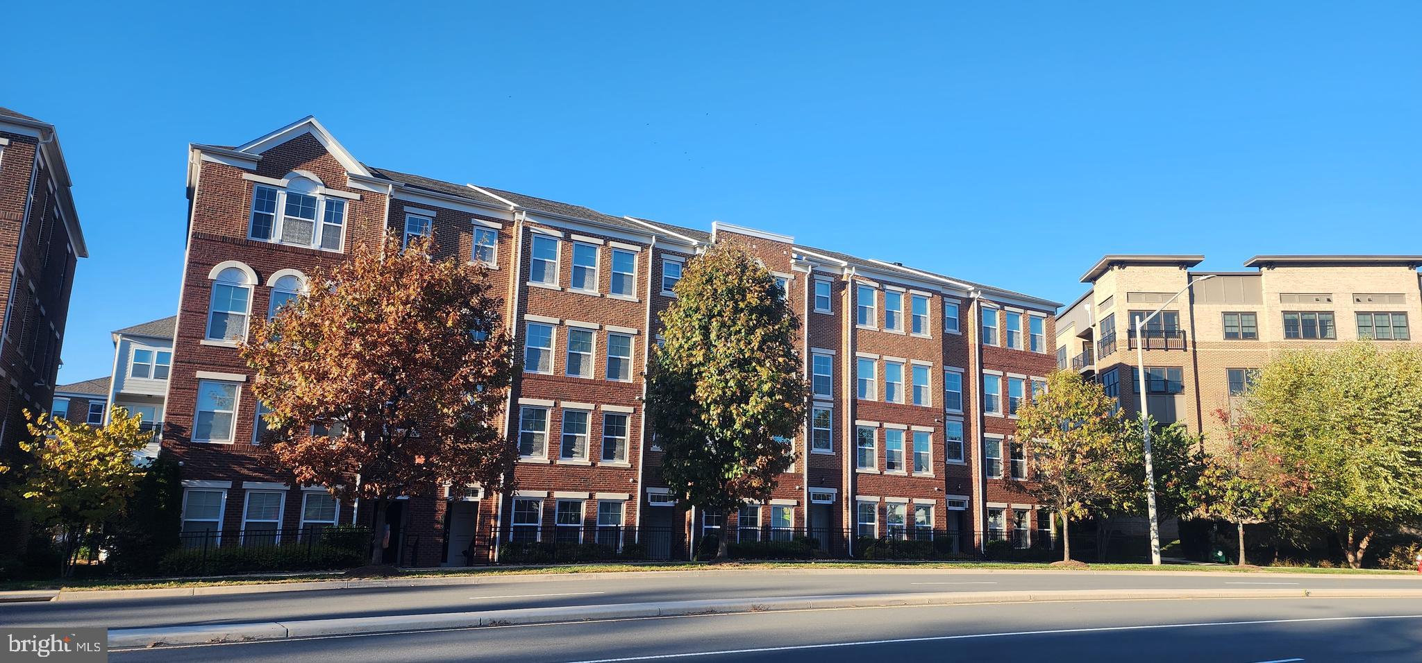 LOFTS AT METROWEST - Residential Lease