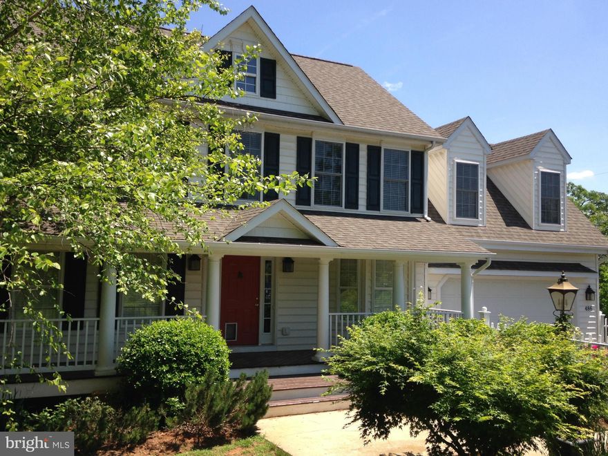 Gorgeous 3 bdrm+ office/2.5 bath home in the heart of Rappahannock Cnty. Gleaming hardwoods t/o main level, gas FP, eat in/stainless kitchen w/ formal DR, & lg bonus rm above 2 car garage. Lush & beautifully landscaped & fenced lawn, trickling waterfall/stone pond, spacious cov. patio, abundant trees & perennials. Walkout LL w/ rough in for 4th bath. Well-crafted shed. Cable ready! Home Warranty.