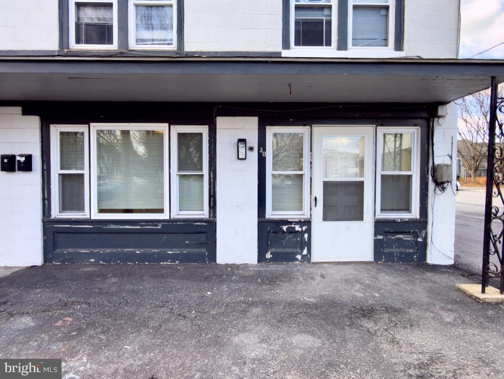 Photo of 31 S Main Street, MANHEIM, PA 17545 (MLS # PALA2080338)