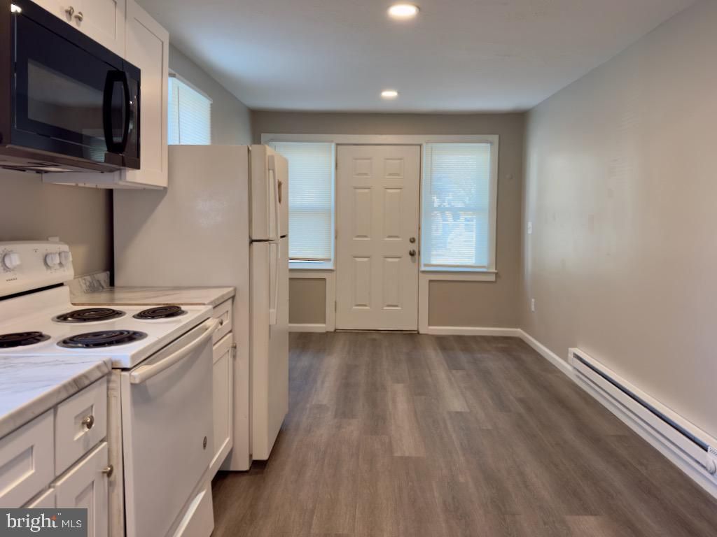 Photo of 31 S Main Street, MANHEIM, PA 17545 (MLS # PALA2080338)