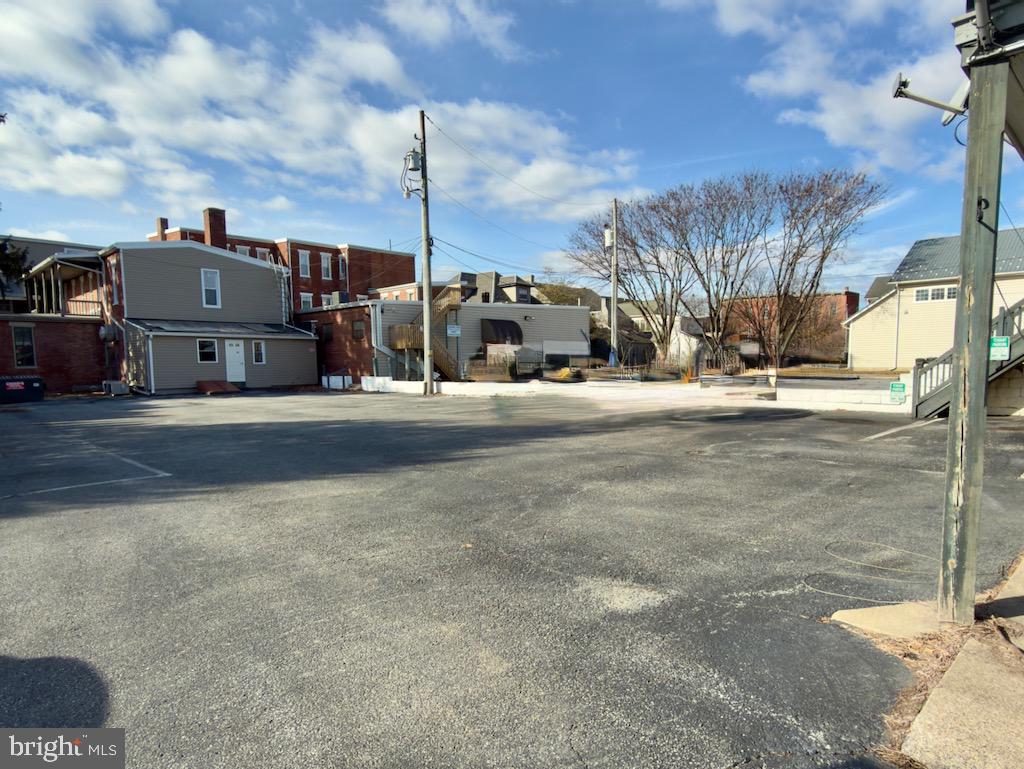 MANHEIM - Residential Lease