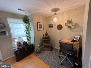 SARATOGA TOWNHOUSES - Residential Lease