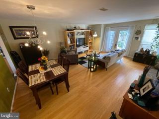 SARATOGA TOWNHOUSES - Residential Lease