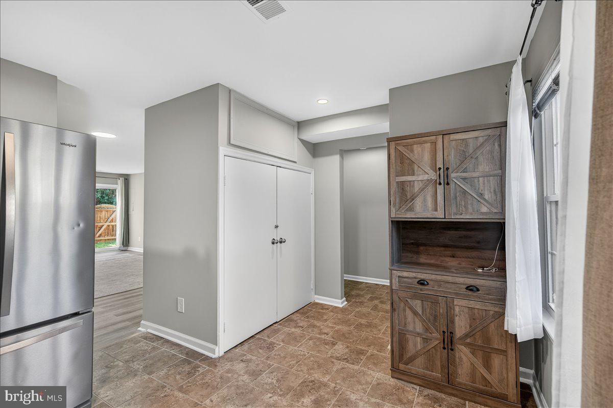 MONTCLAIR MEWS - Residential