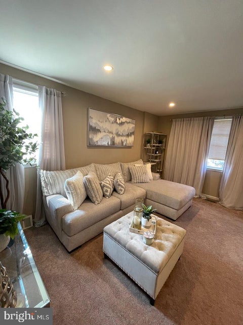 Townhouse For Rent - 8739 Marsden Street #2<br/> Philadelphia County, PHILADELPHIA, PA 19136