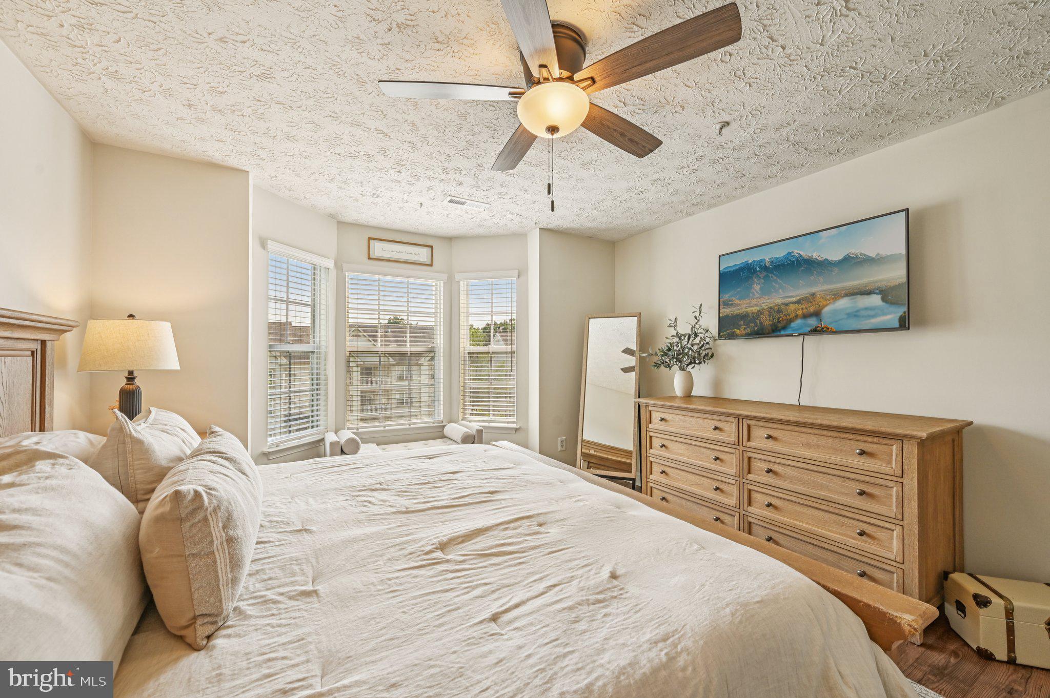 SPRING RIDGE - Residential