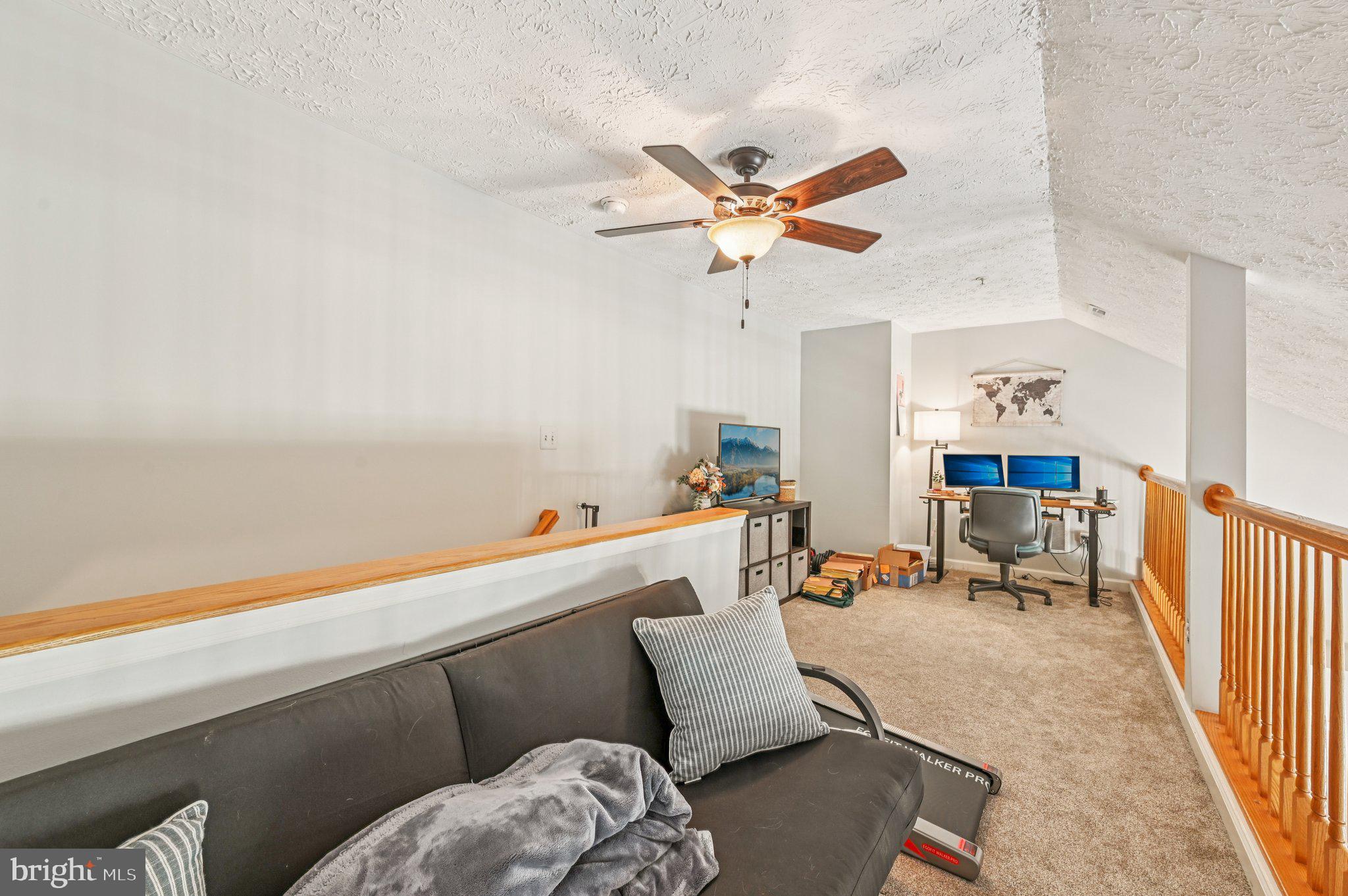 SPRING RIDGE - Residential