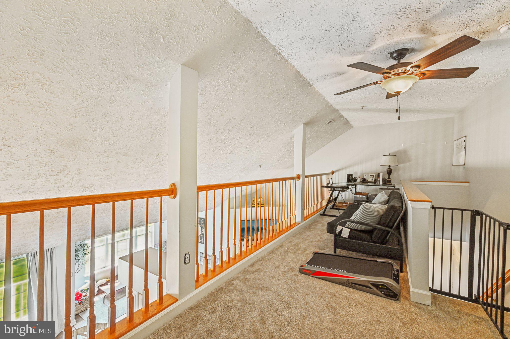 SPRING RIDGE - Residential