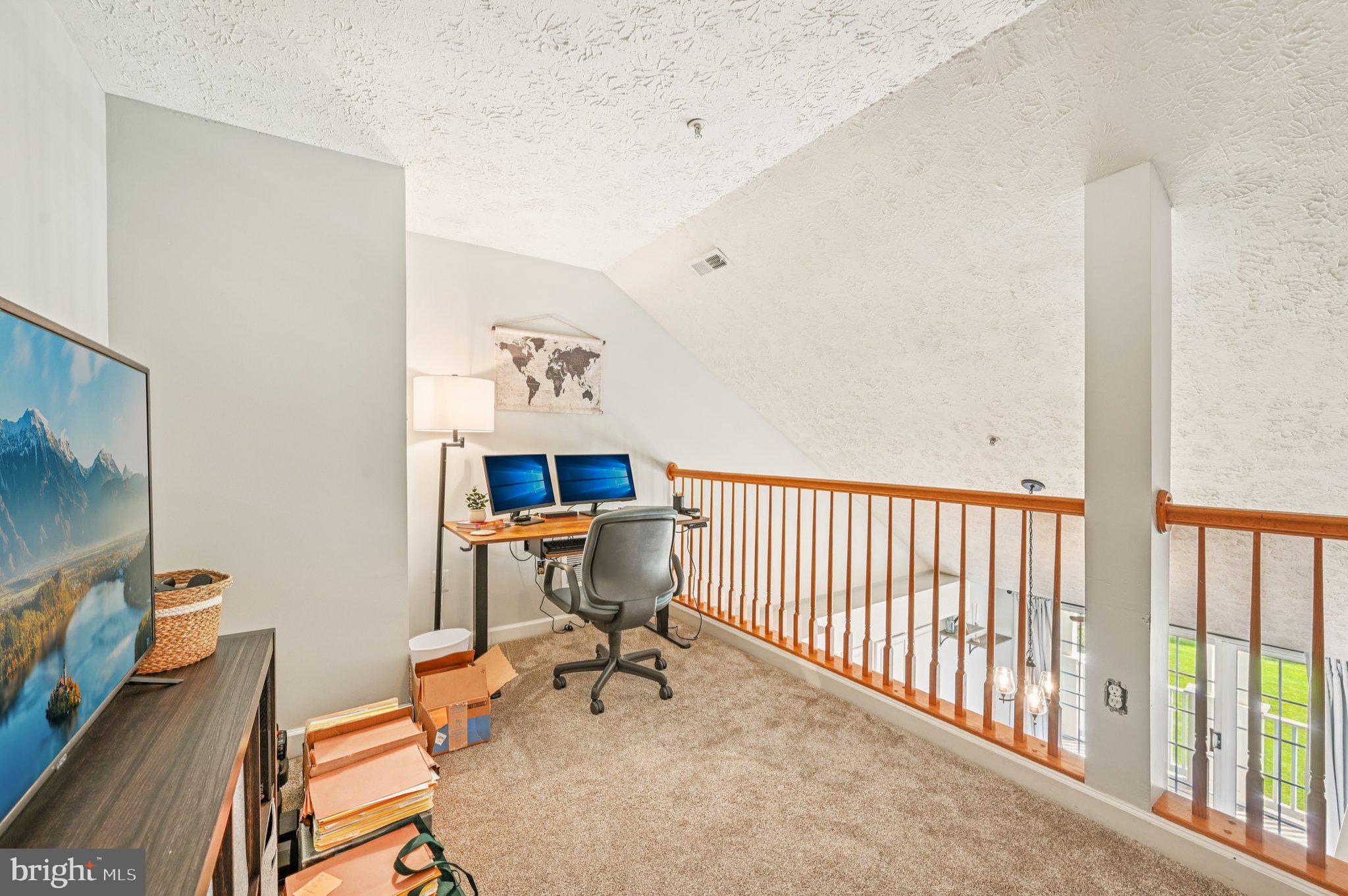 SPRING RIDGE - Residential