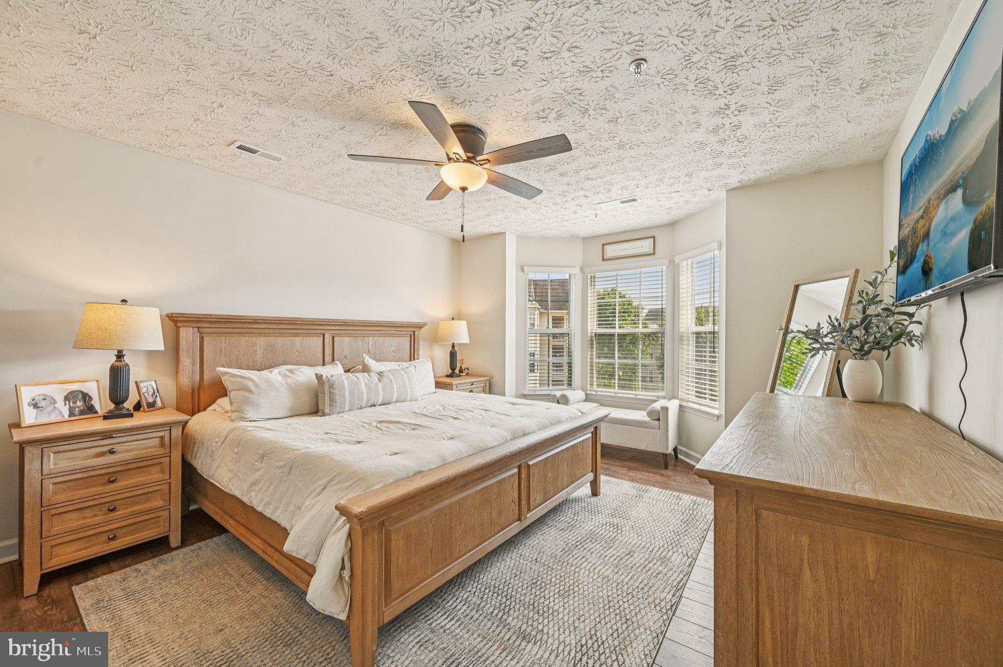 SPRING RIDGE - Residential