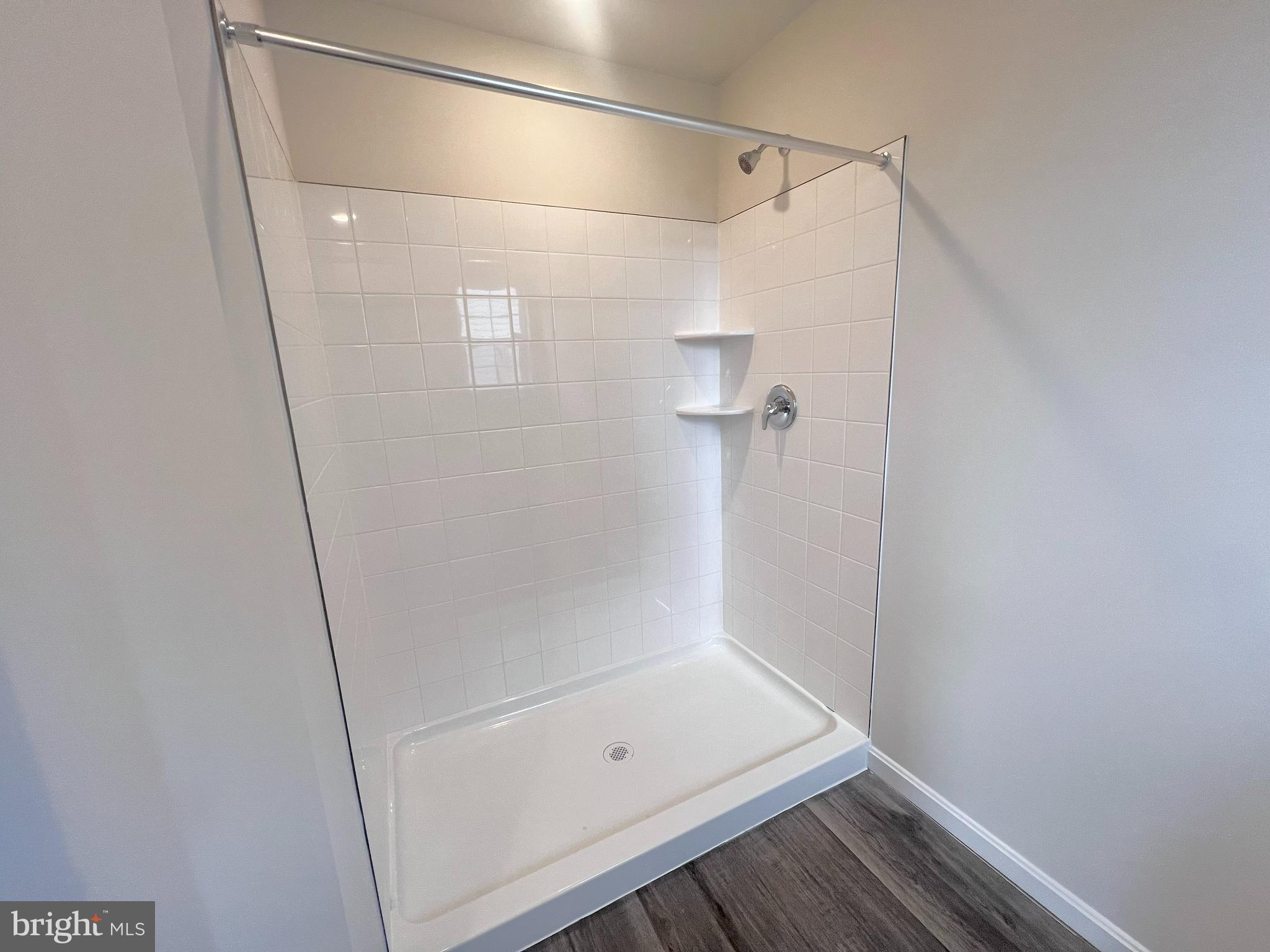 RED HILL - Residential