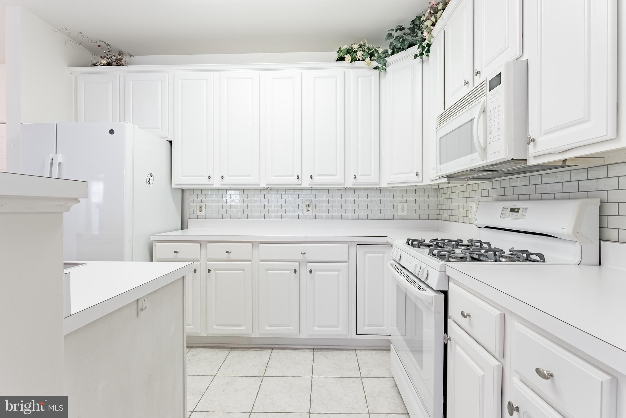 COURTS AT WESCOTT RIDGE - Residential