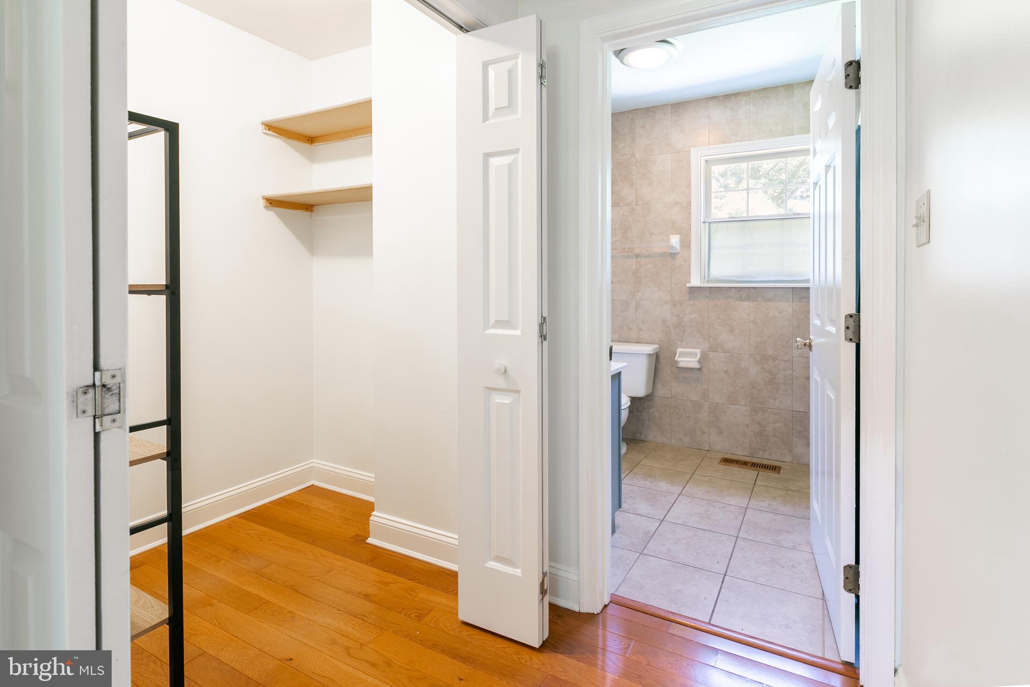 KING WILLIAMS COURT - Residential