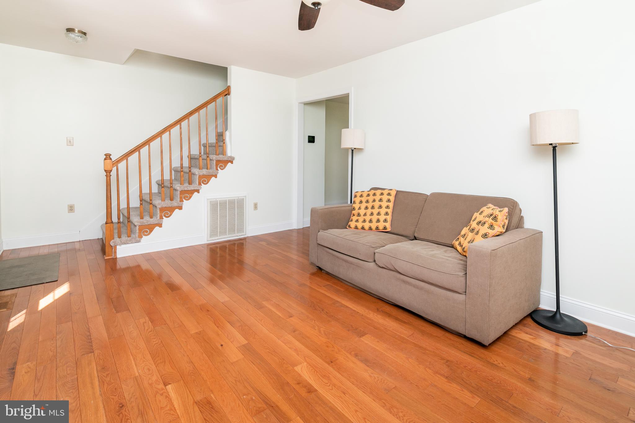 KING WILLIAMS COURT - Residential