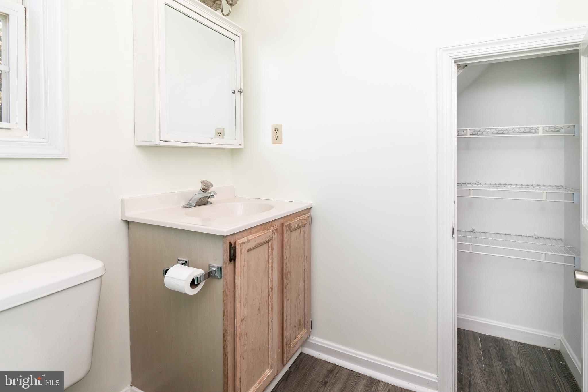 KING WILLIAMS COURT - Residential