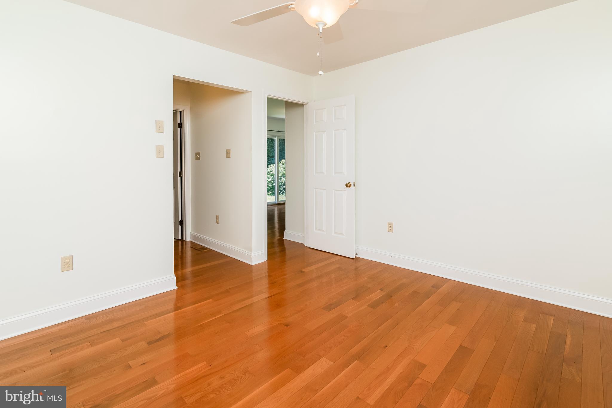 KING WILLIAMS COURT - Residential