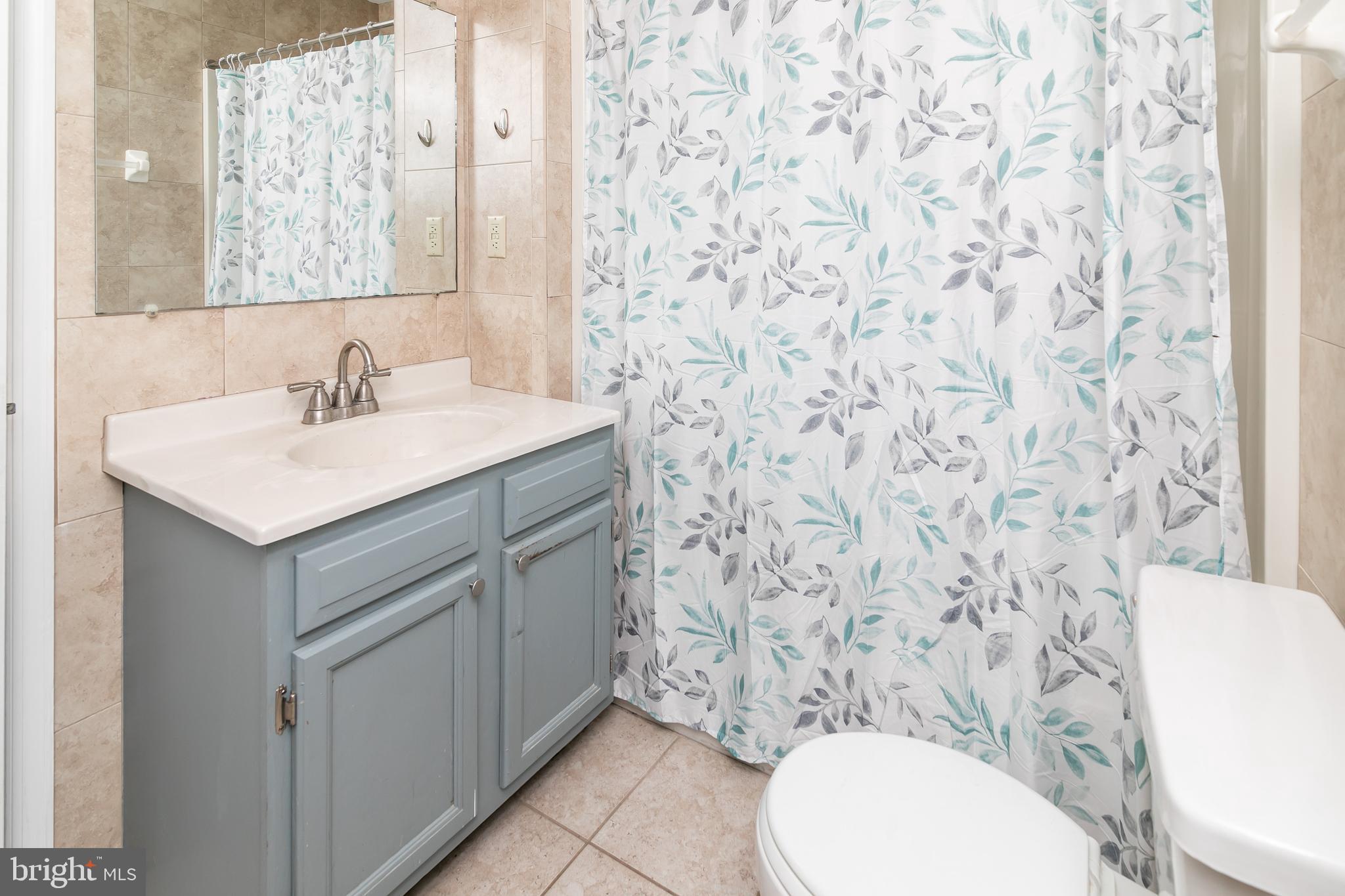 KING WILLIAMS COURT - Residential