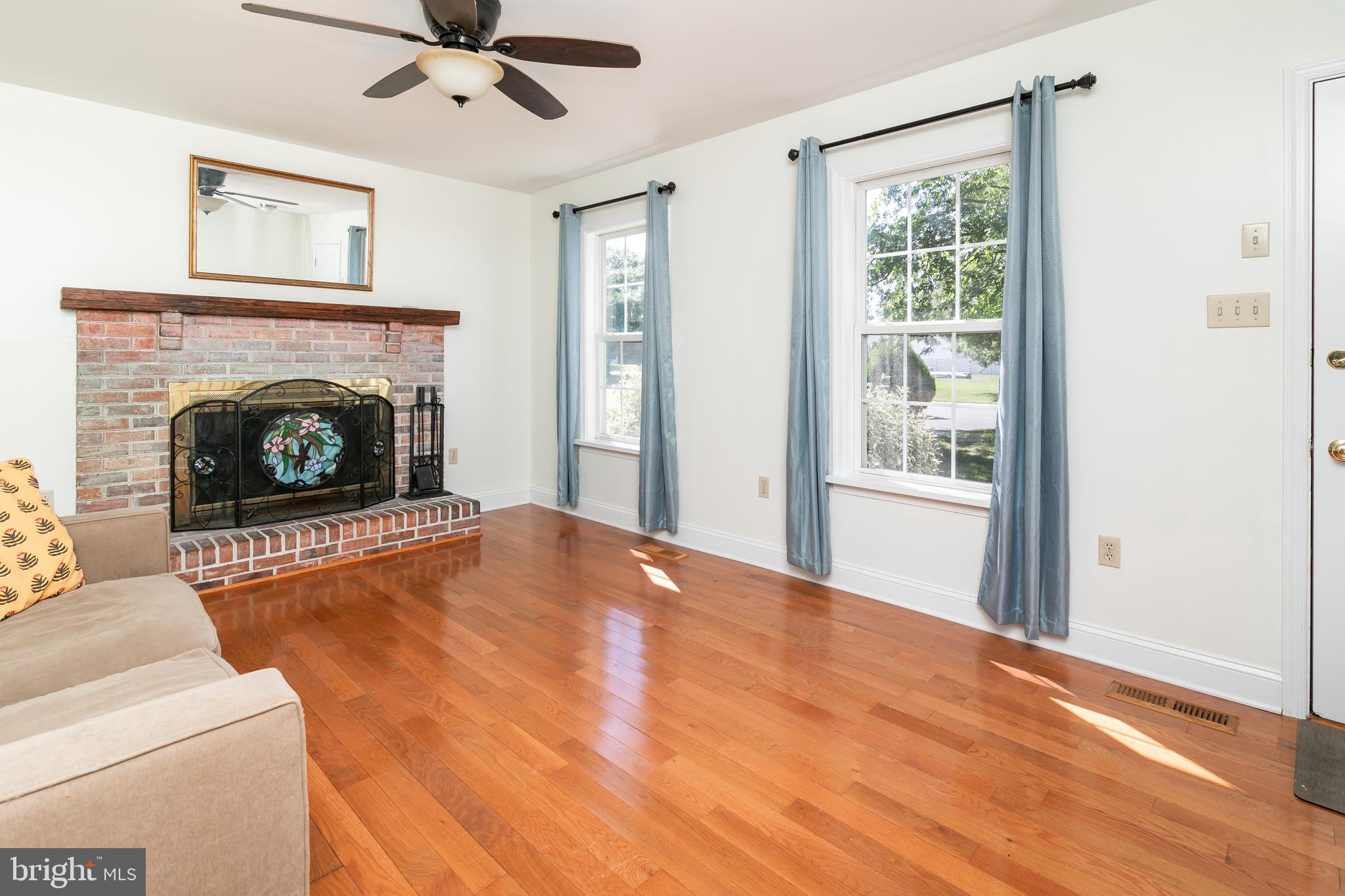 KING WILLIAMS COURT - Residential