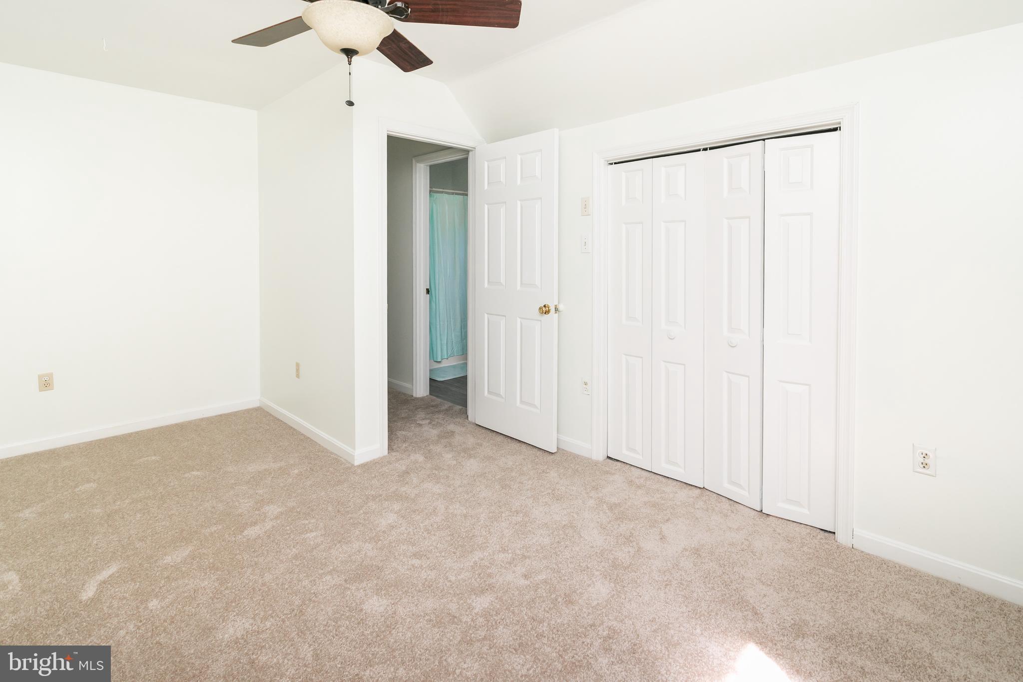 KING WILLIAMS COURT - Residential