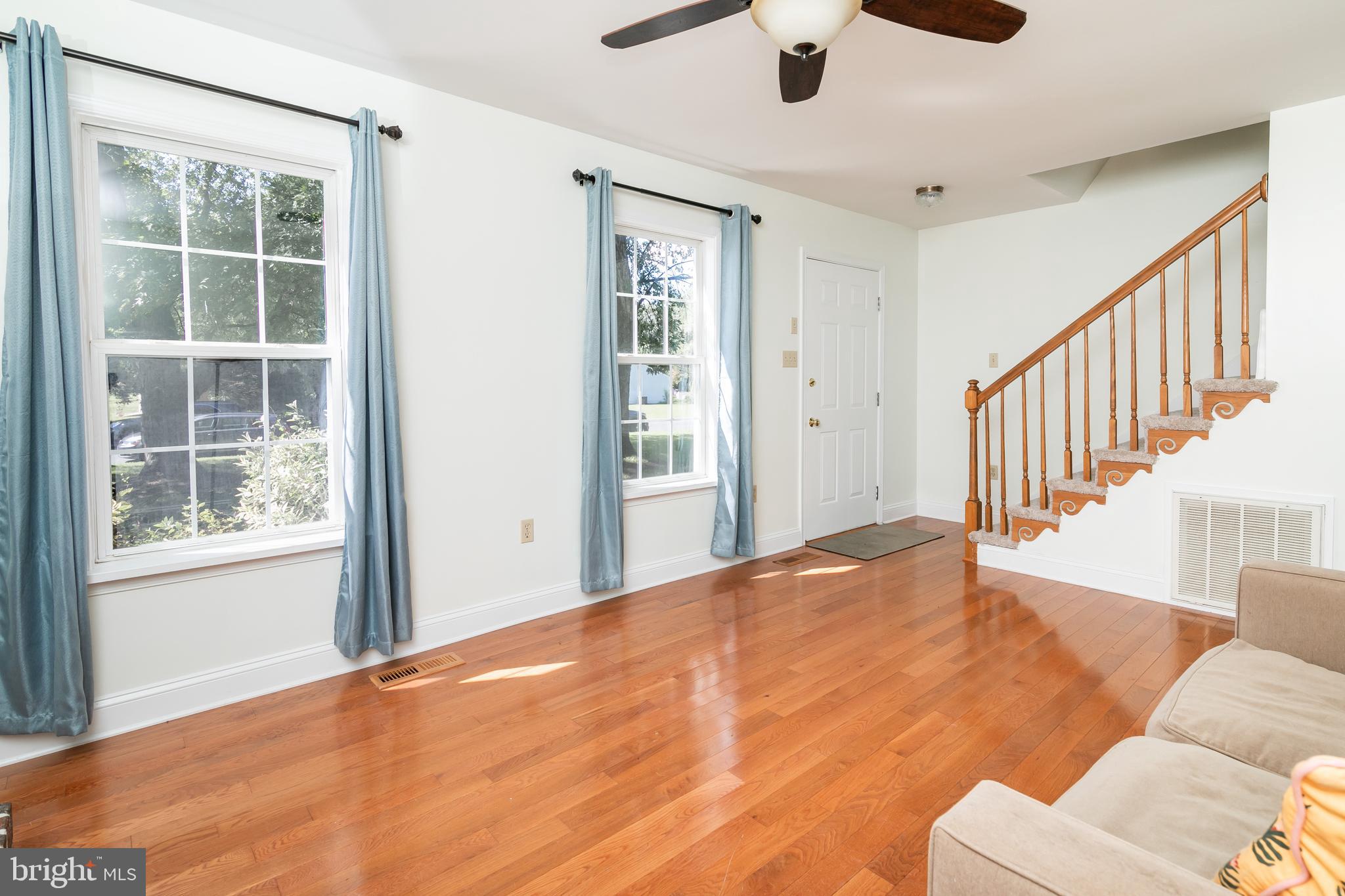 KING WILLIAMS COURT - Residential