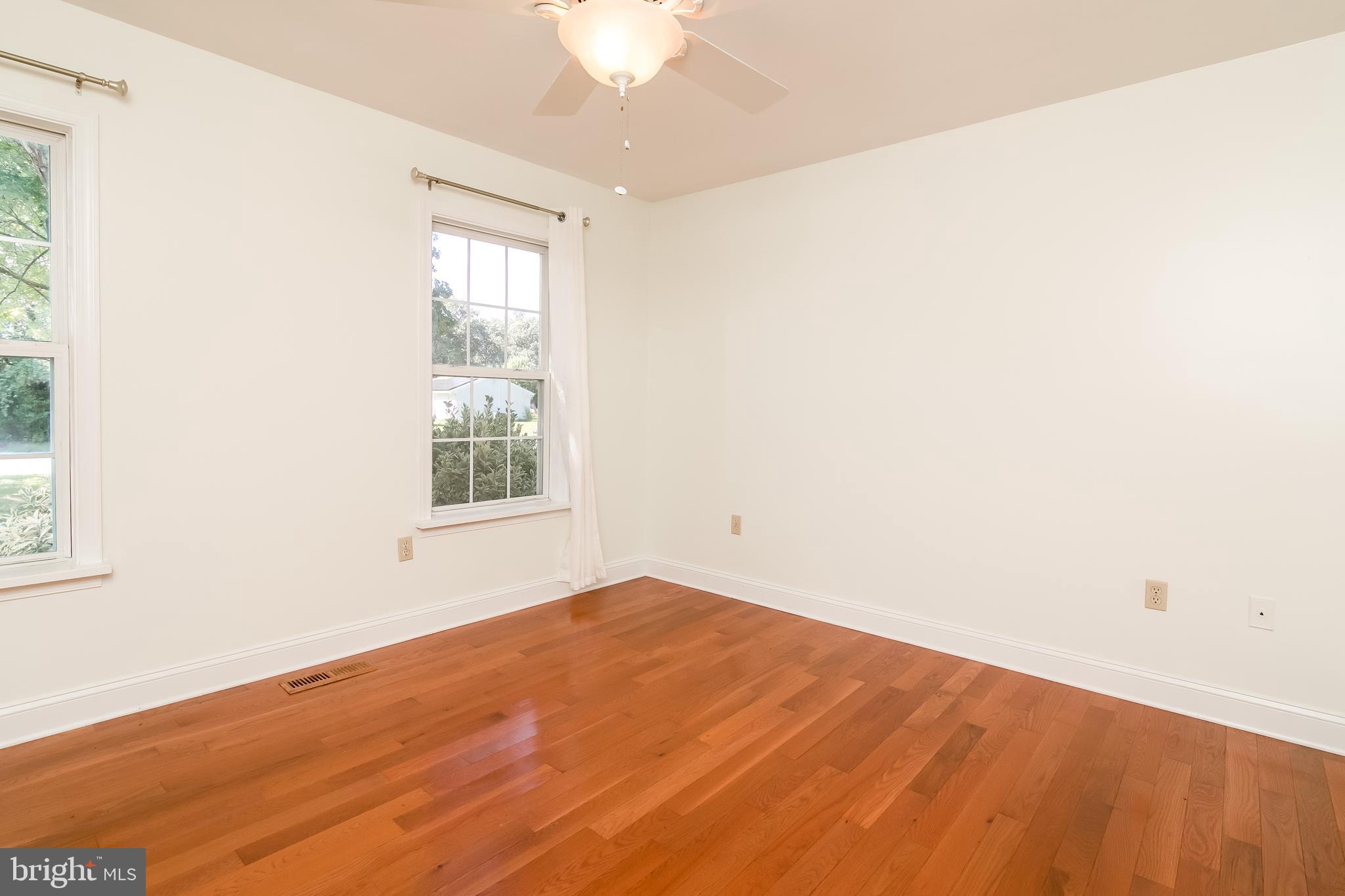 KING WILLIAMS COURT - Residential