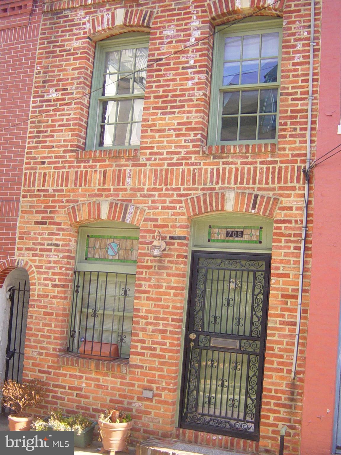 FELLS POINT HISTORIC DISTRICT - Residential Lease