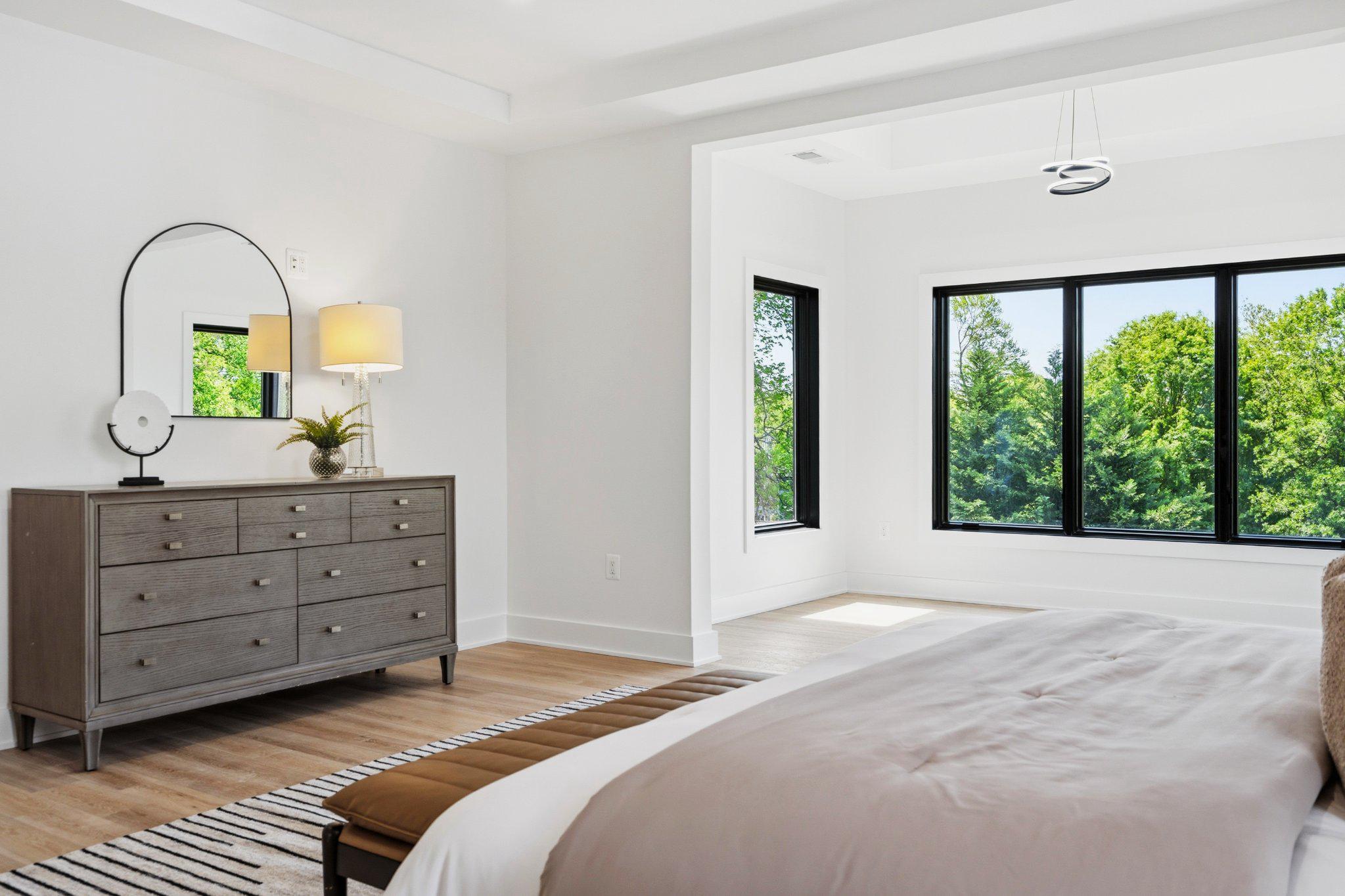 VIENNA WOODS - Residential