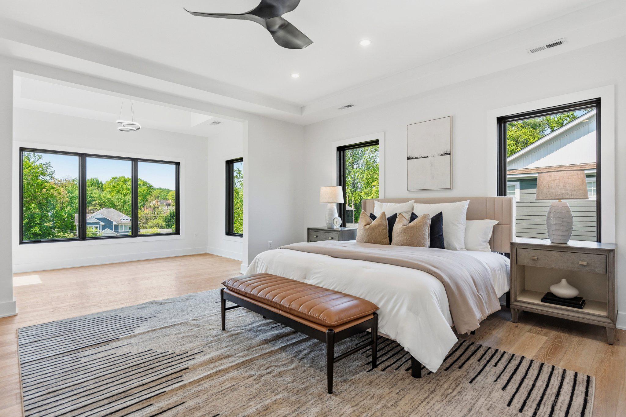 VIENNA WOODS - Residential