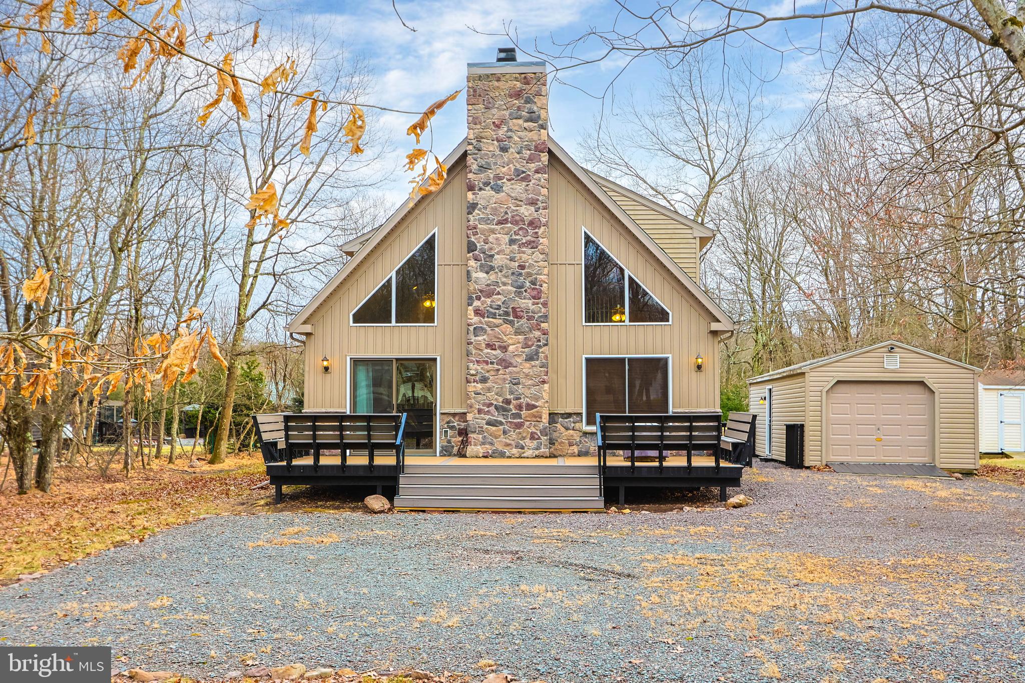 TOWAMENSING TRAILS - Residential