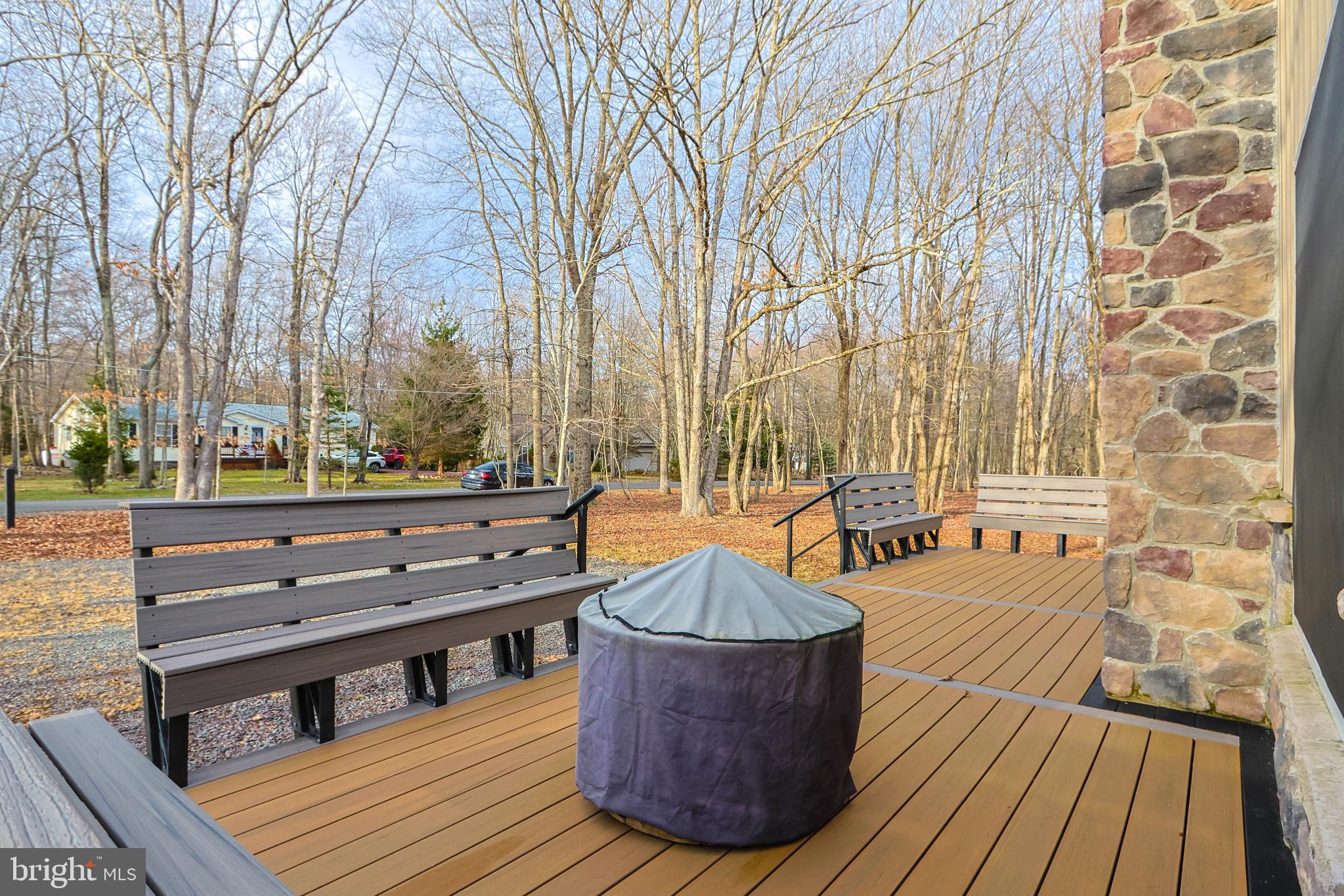 TOWAMENSING TRAILS - Residential