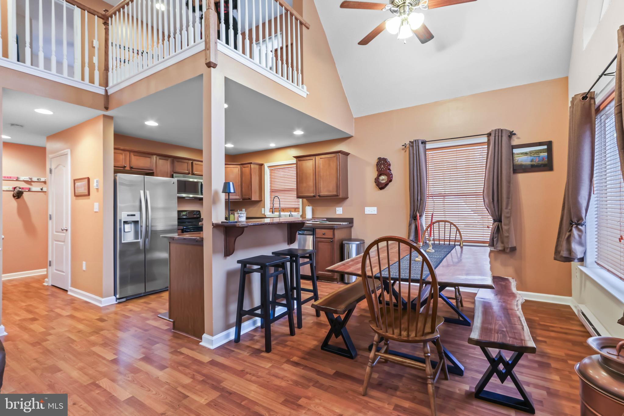 TOWAMENSING TRAILS - Residential