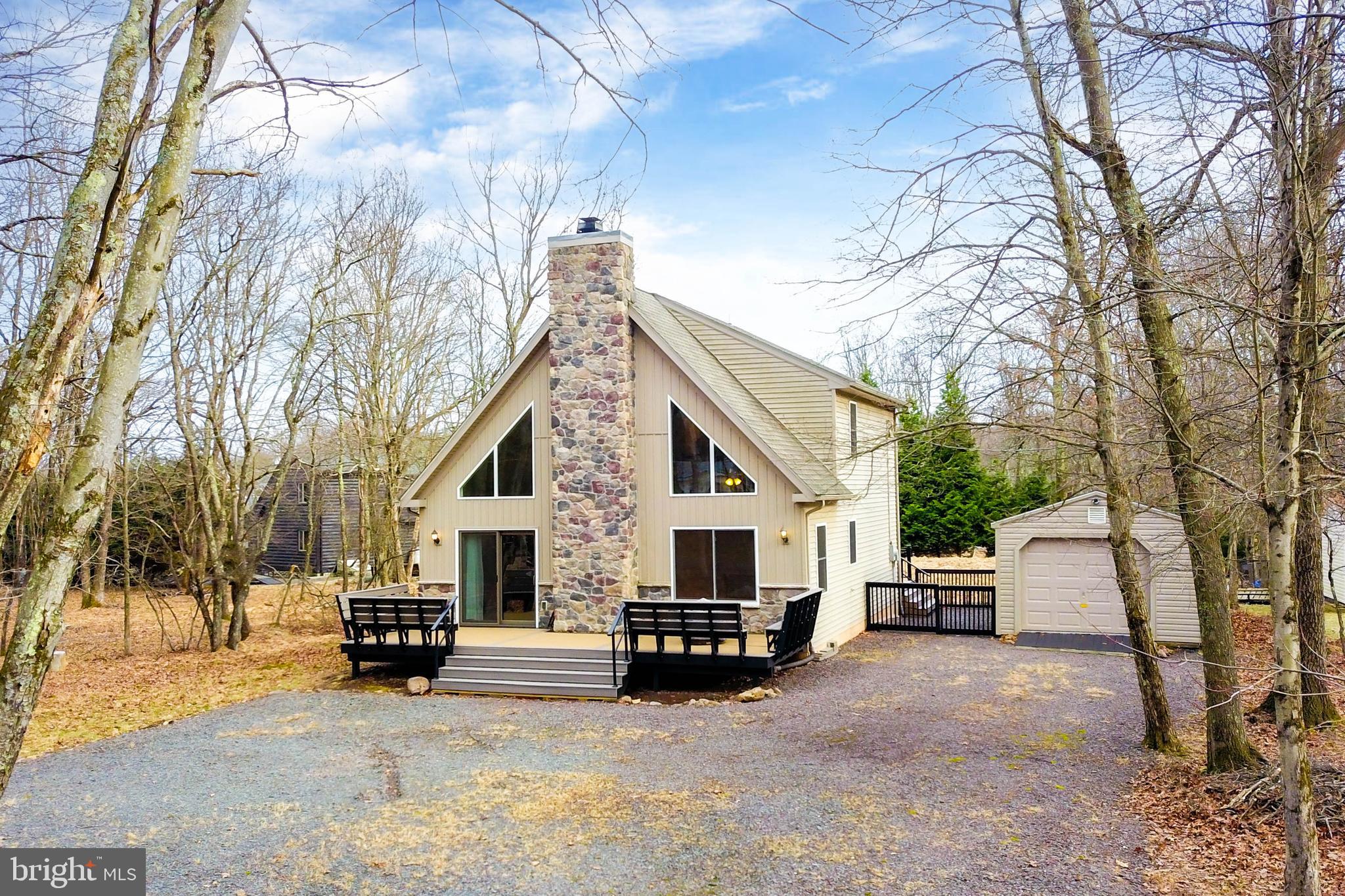 TOWAMENSING TRAILS - Residential