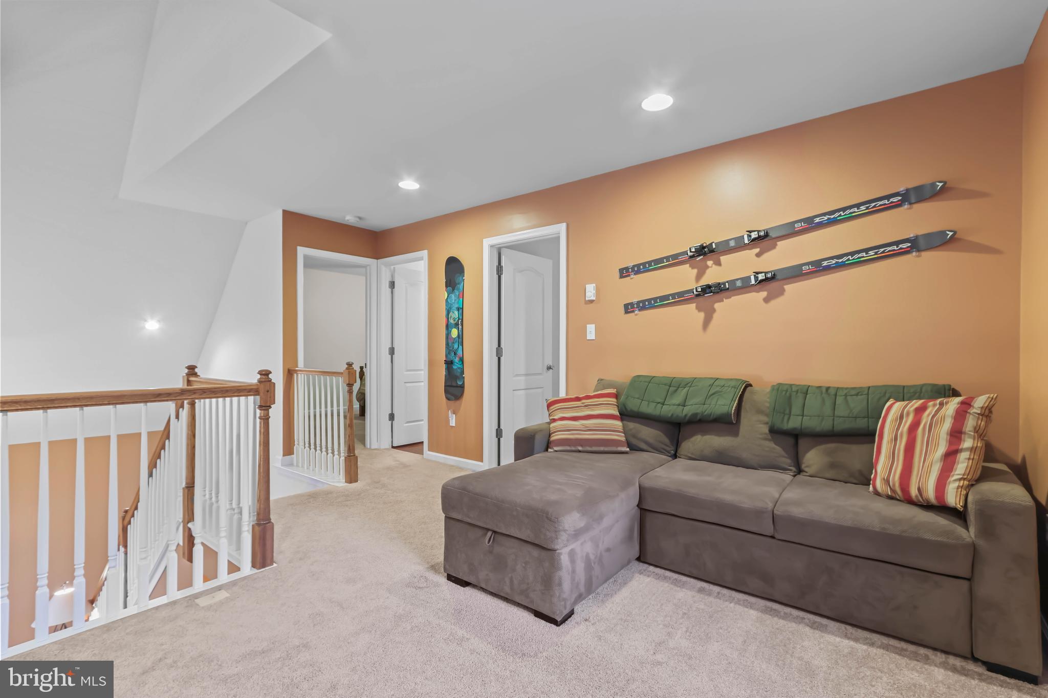 TOWAMENSING TRAILS - Residential