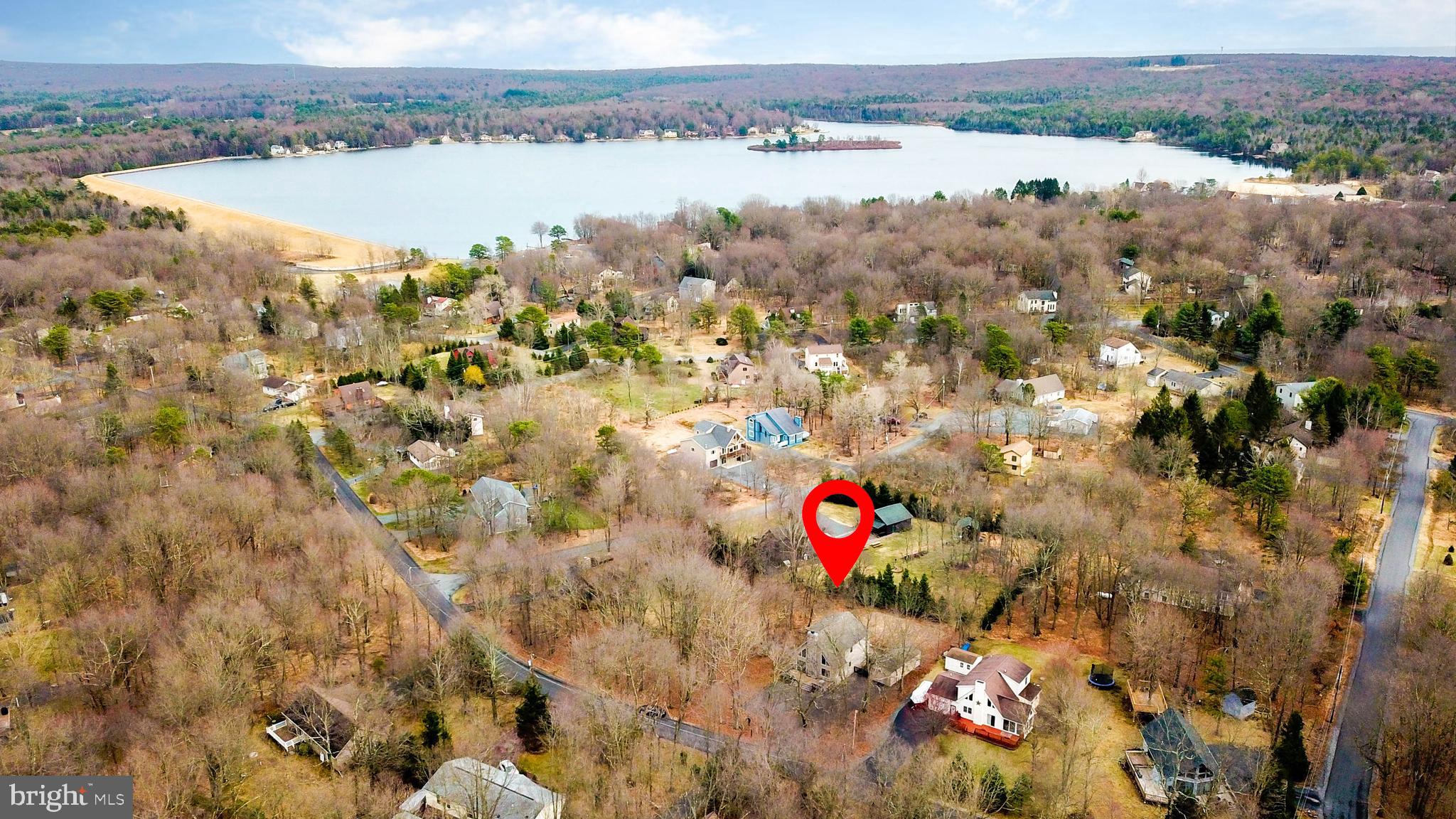 TOWAMENSING TRAILS - Residential