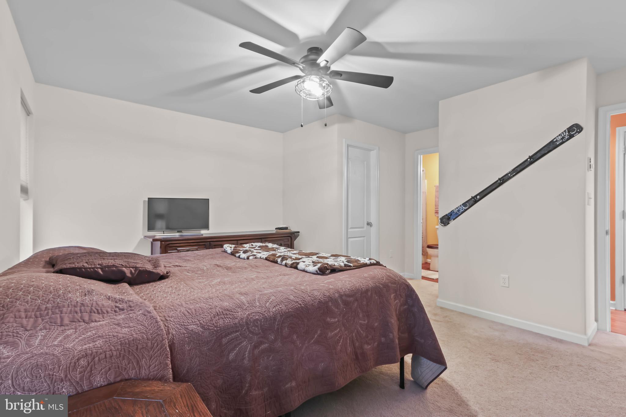 TOWAMENSING TRAILS - Residential