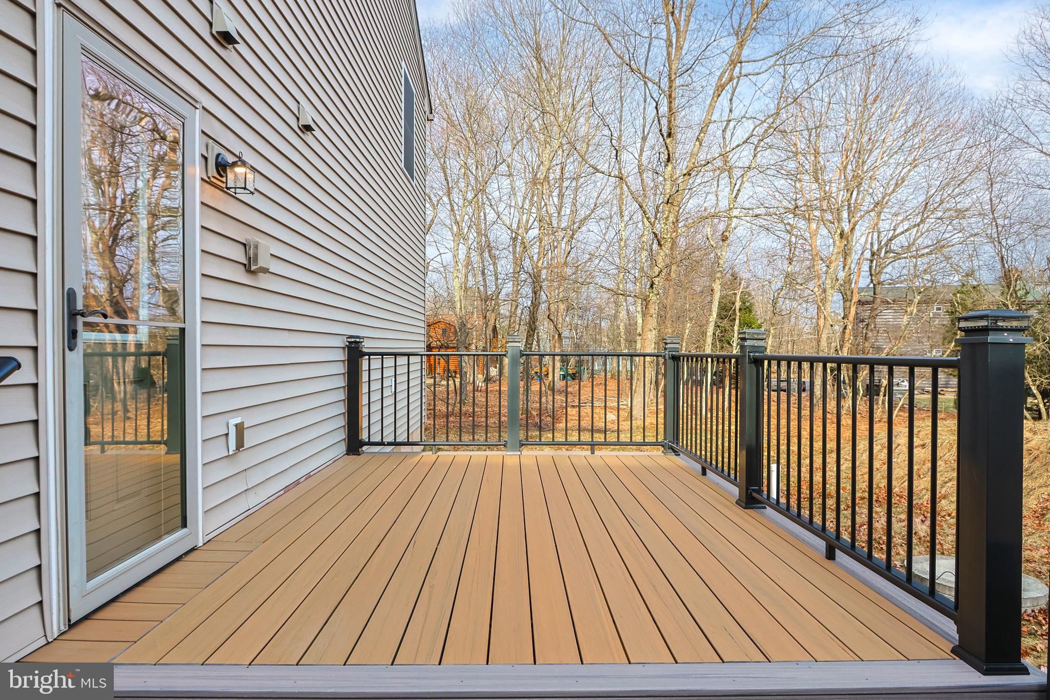 TOWAMENSING TRAILS - Residential