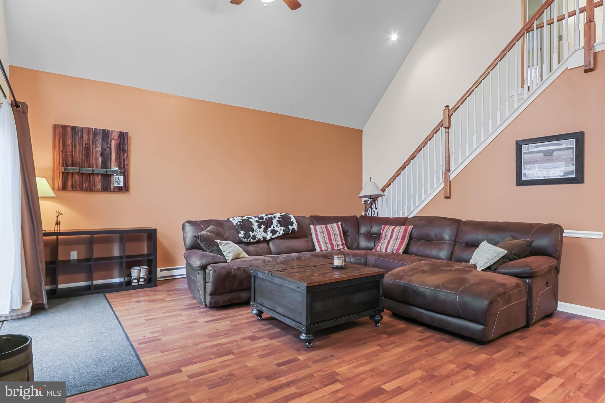 TOWAMENSING TRAILS - Residential