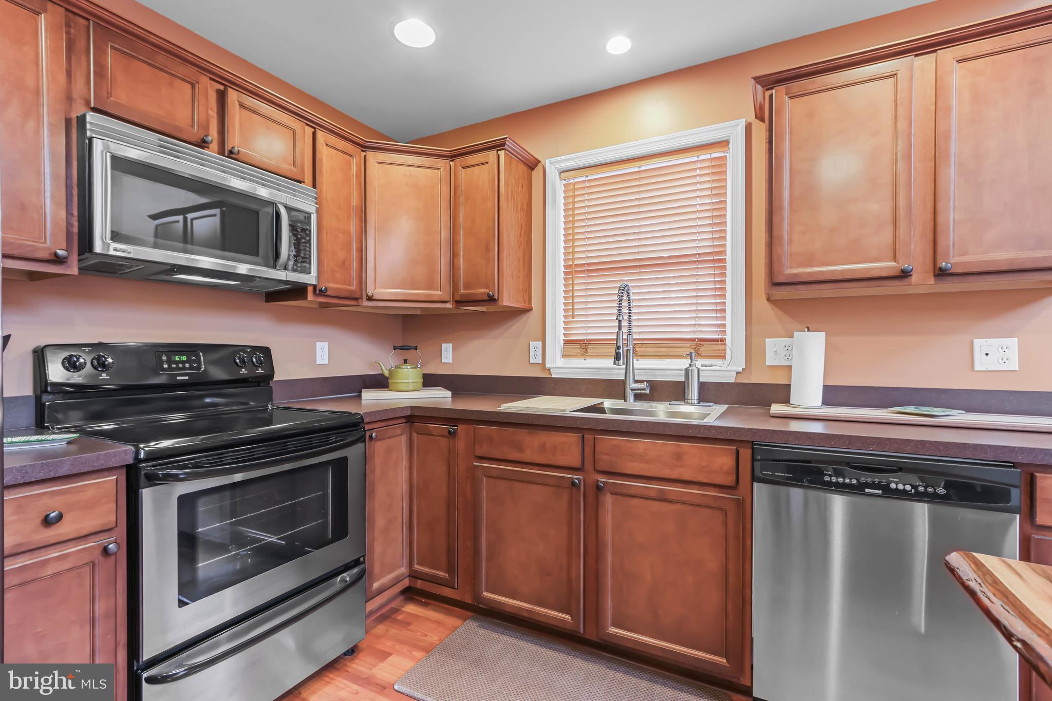 TOWAMENSING TRAILS - Residential