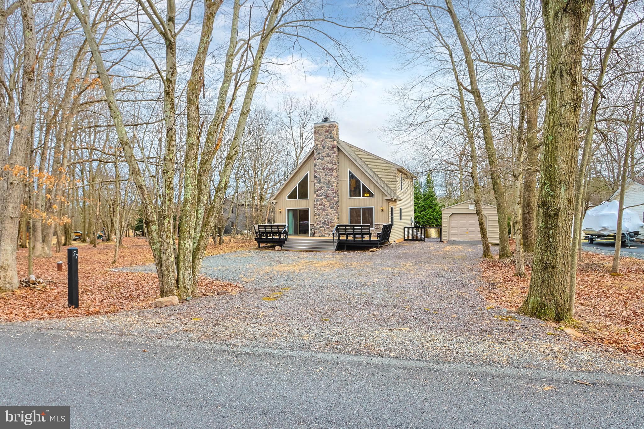 TOWAMENSING TRAILS - Residential