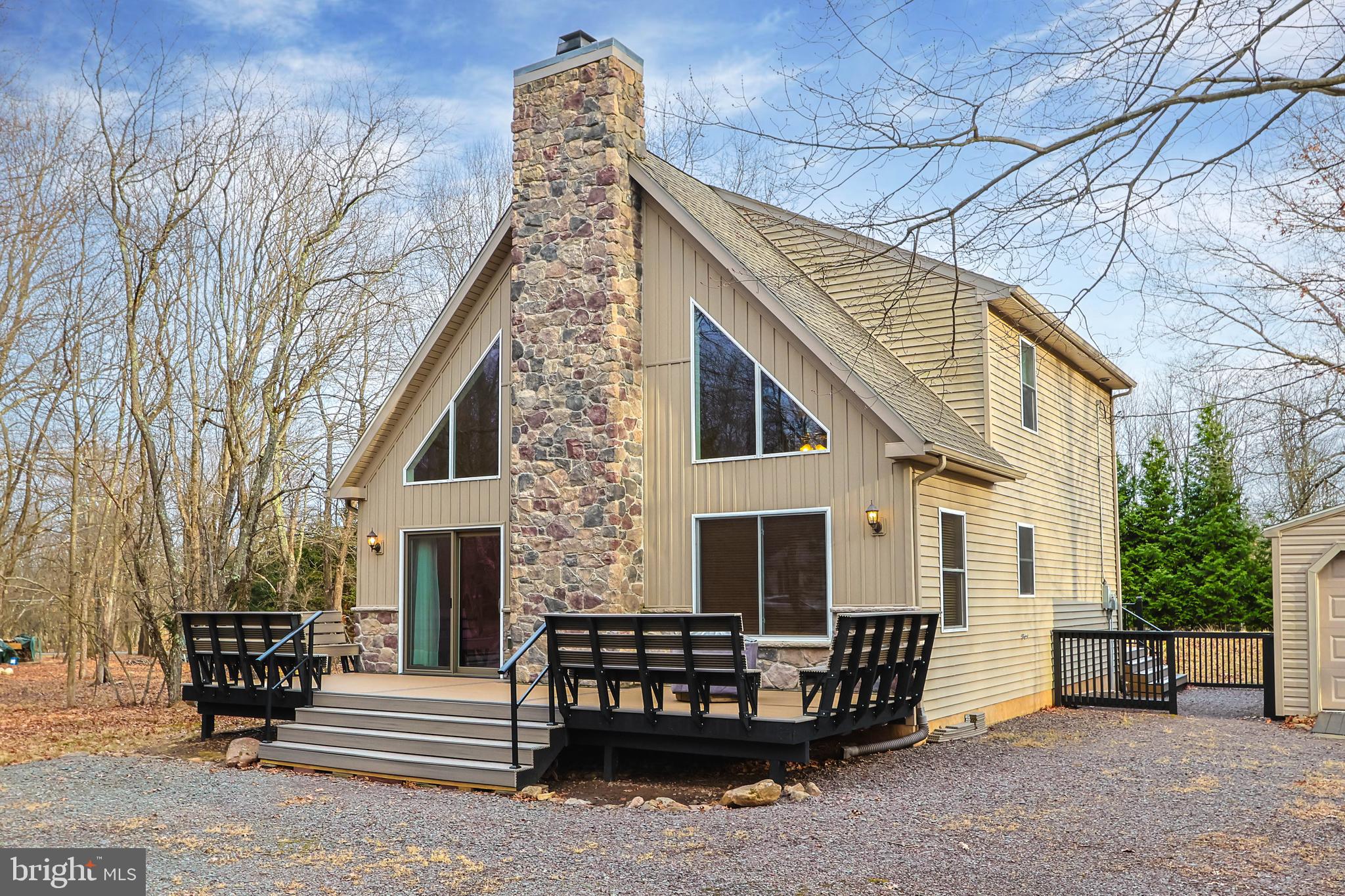 TOWAMENSING TRAILS - Residential