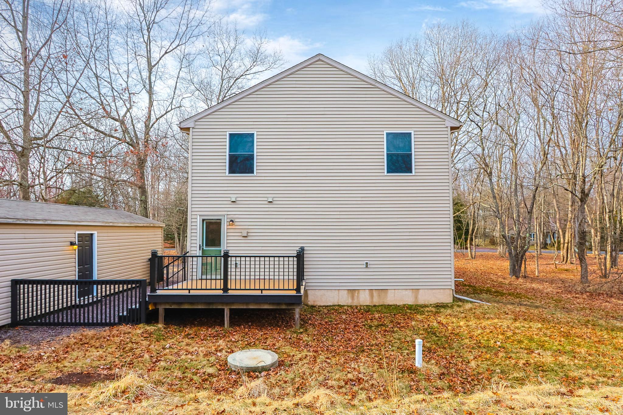 TOWAMENSING TRAILS - Residential