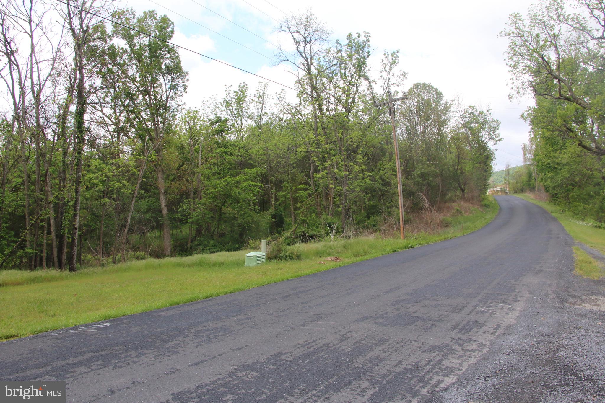 RIDGE HOLLOW ROAD