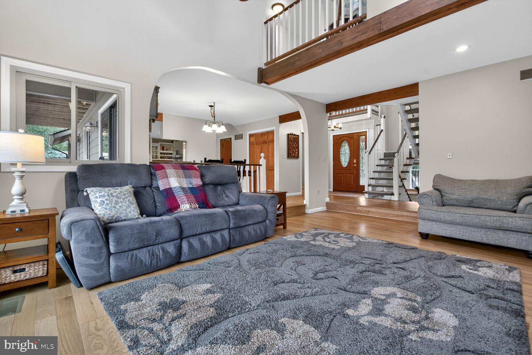 GREENHILL MANOR - Residential