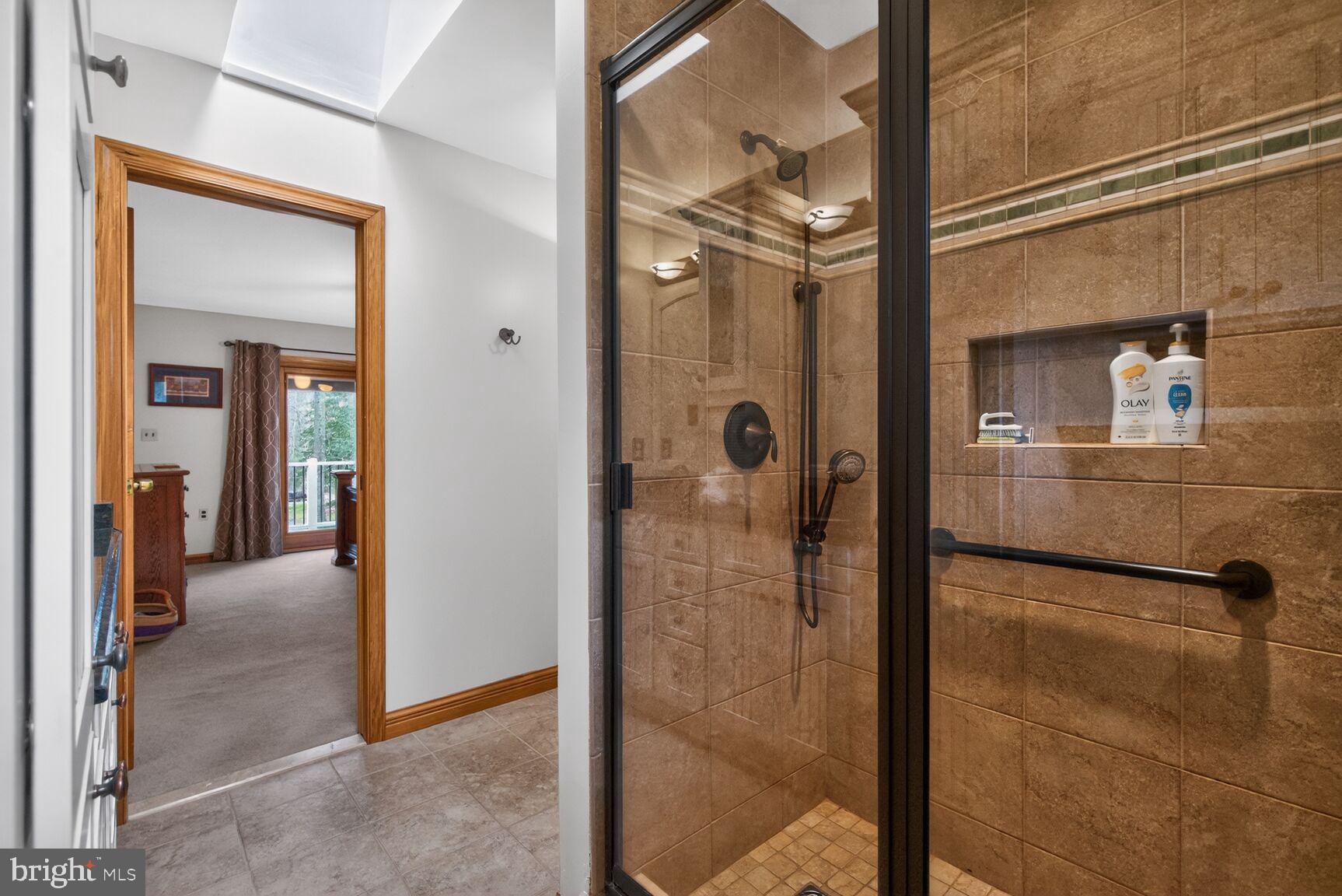 GREENHILL MANOR - Residential