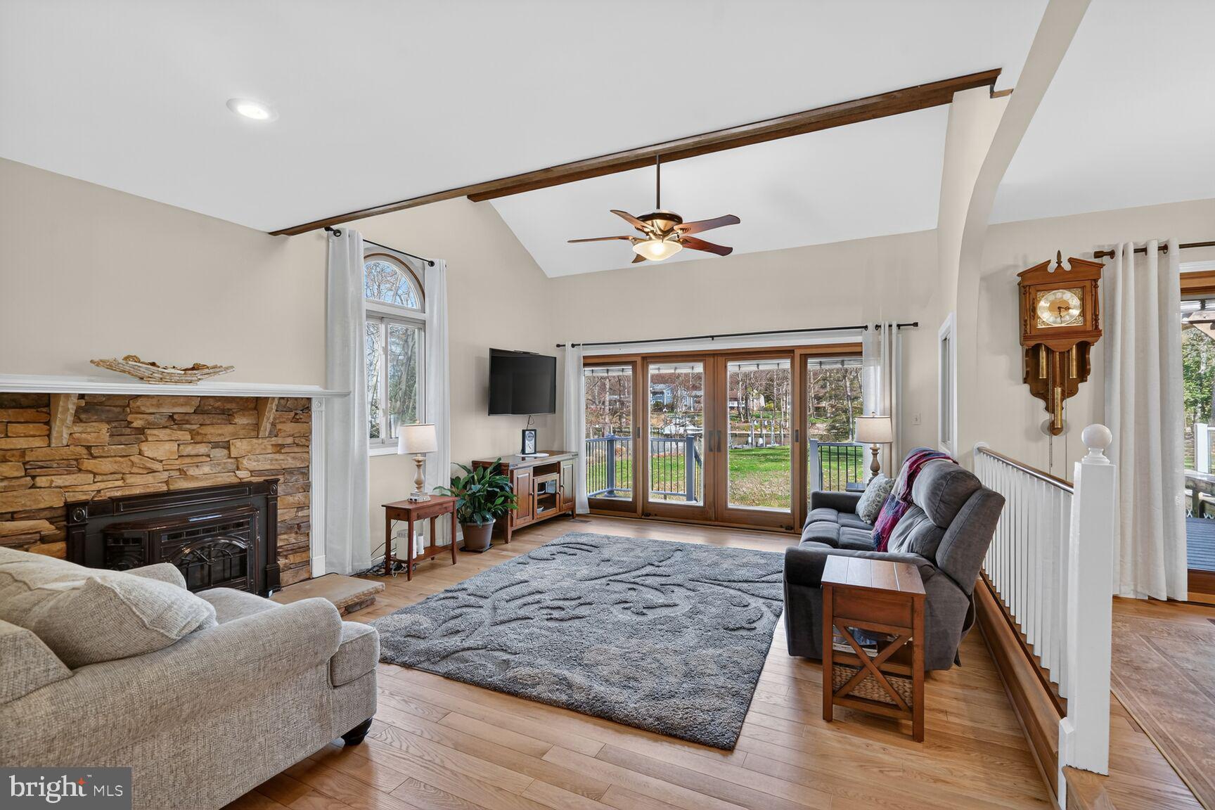 GREENHILL MANOR - Residential