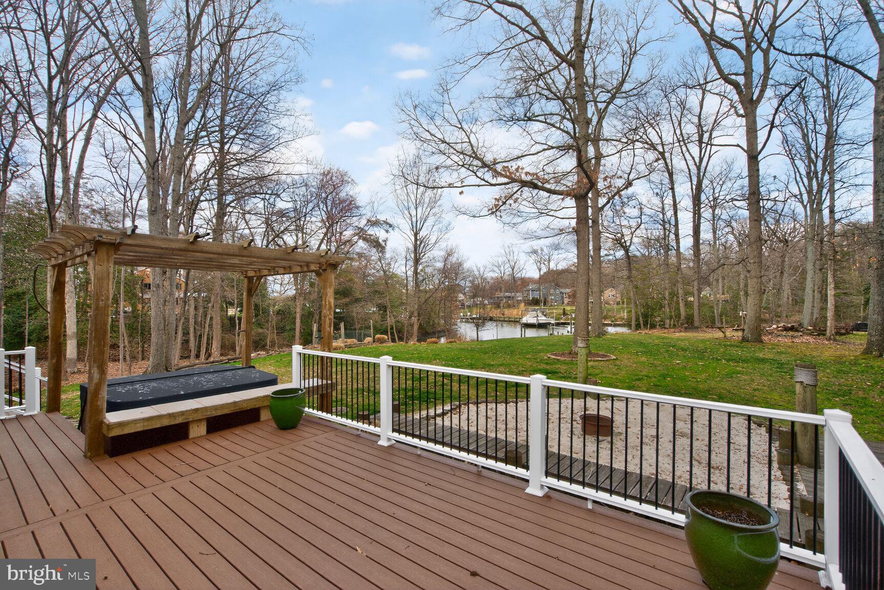 GREENHILL MANOR - Residential