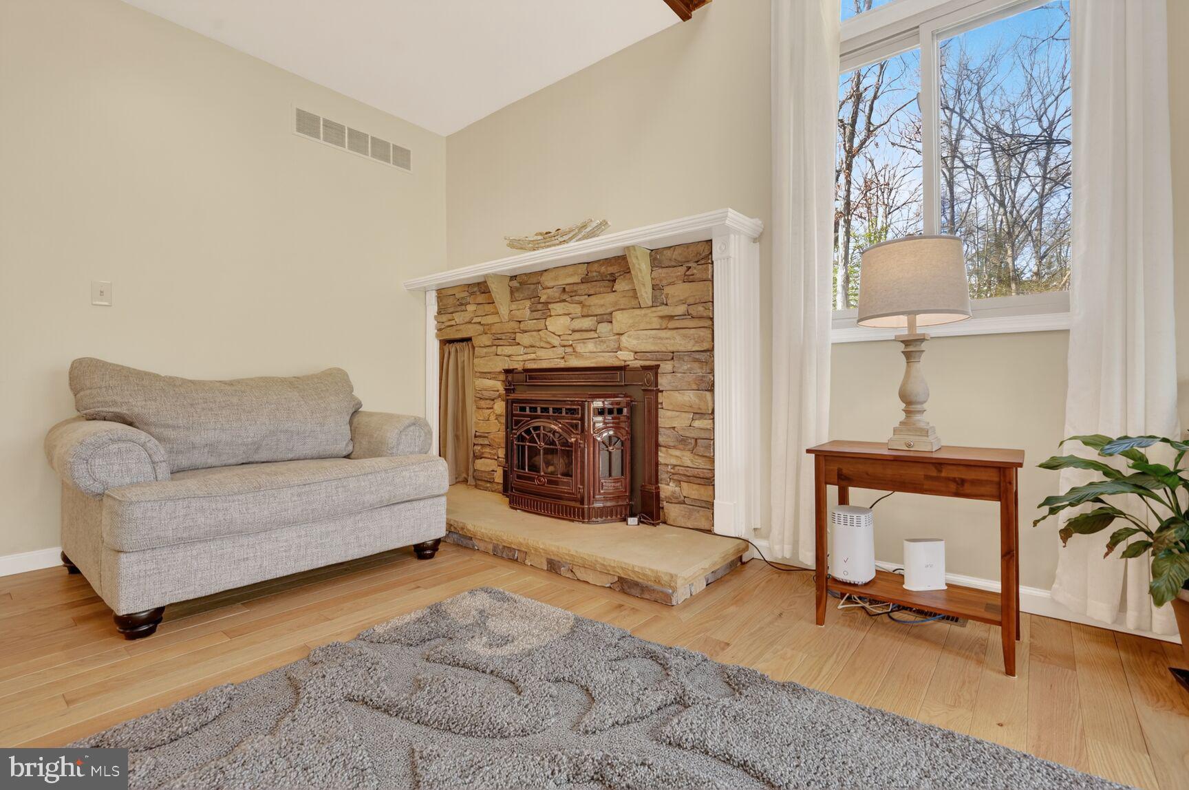 GREENHILL MANOR - Residential