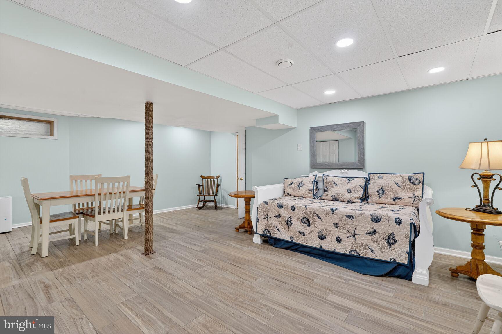 GREENHILL MANOR - Residential